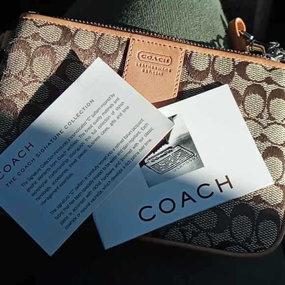 Wallet - Picture 3 of 3